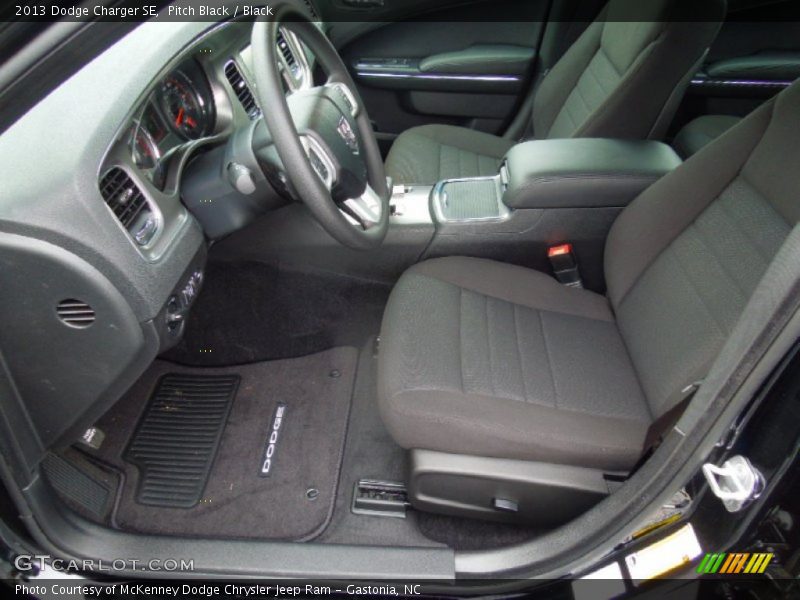 Pitch Black / Black 2013 Dodge Charger SE