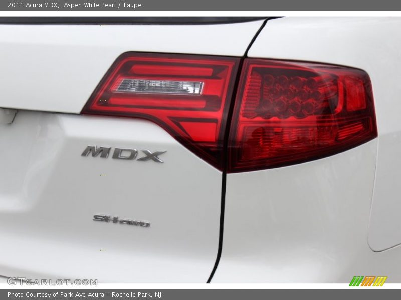 Aspen White Pearl / Taupe 2011 Acura MDX