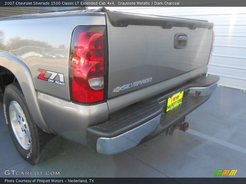 Graystone Metallic / Dark Charcoal 2007 Chevrolet Silverado 1500 Classic LT Extended Cab 4x4