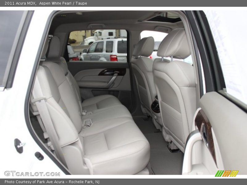 Aspen White Pearl / Taupe 2011 Acura MDX