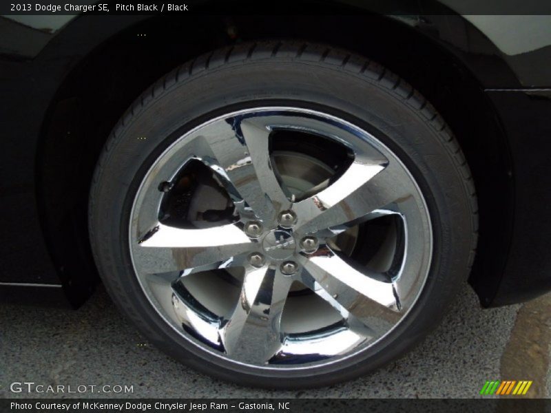 Pitch Black / Black 2013 Dodge Charger SE