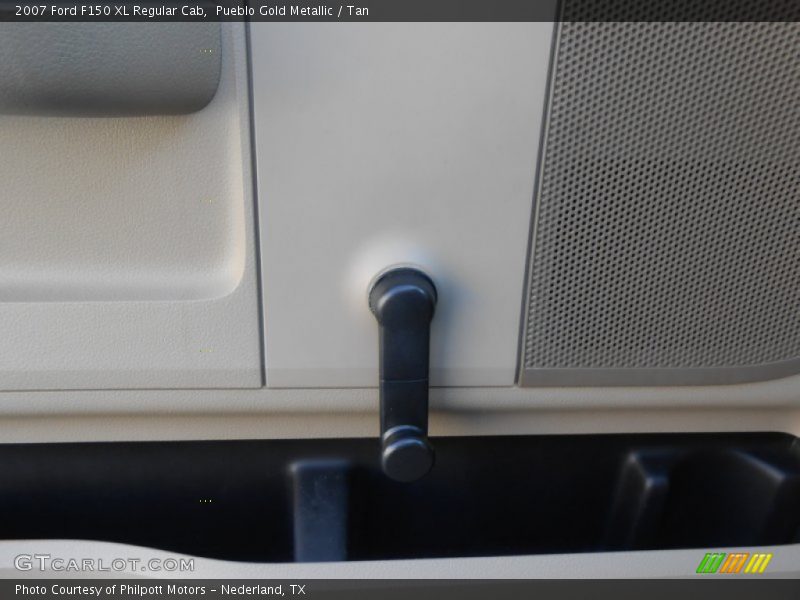 Pueblo Gold Metallic / Tan 2007 Ford F150 XL Regular Cab