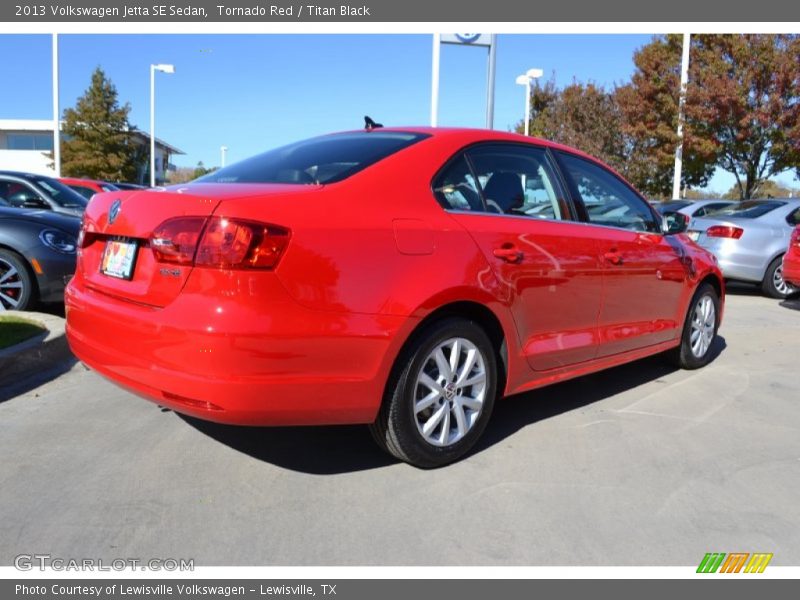 Tornado Red / Titan Black 2013 Volkswagen Jetta SE Sedan