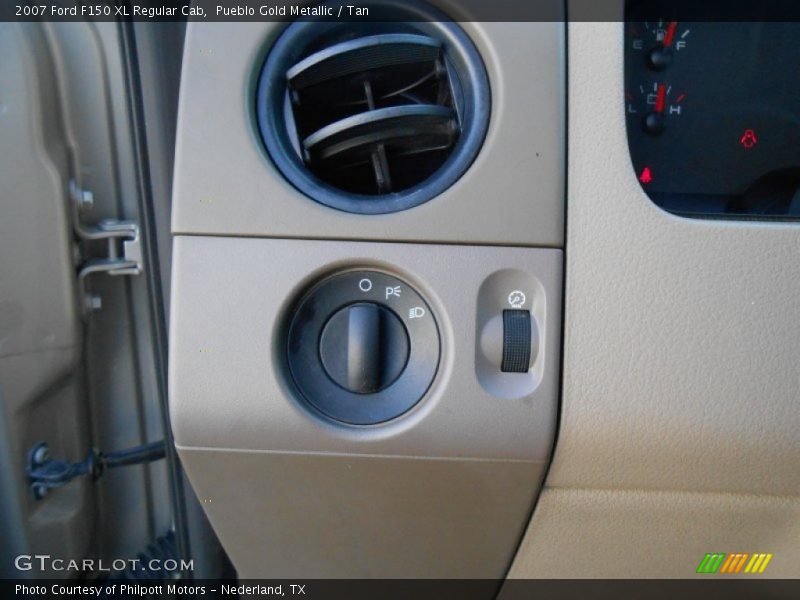 Pueblo Gold Metallic / Tan 2007 Ford F150 XL Regular Cab