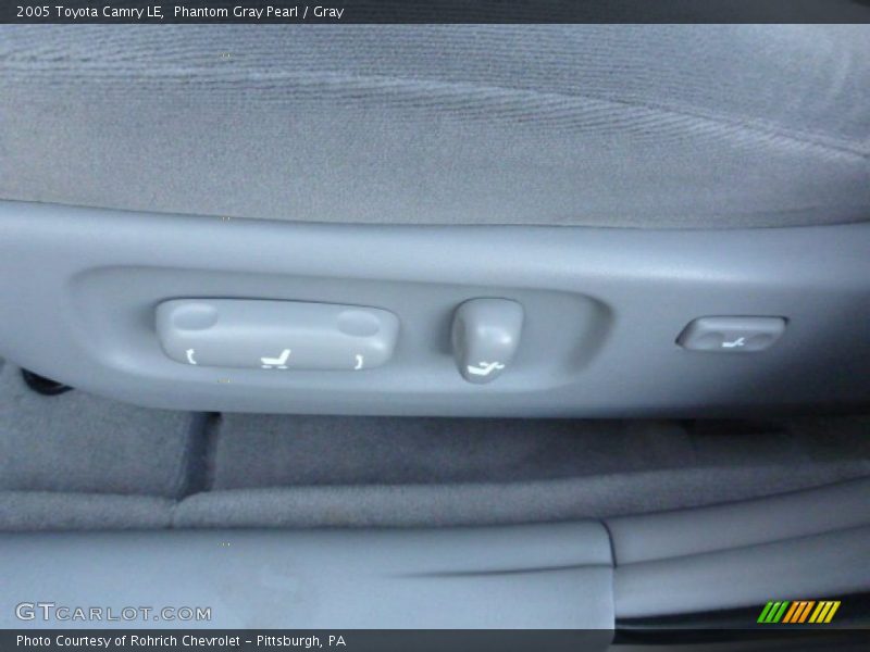 Phantom Gray Pearl / Gray 2005 Toyota Camry LE