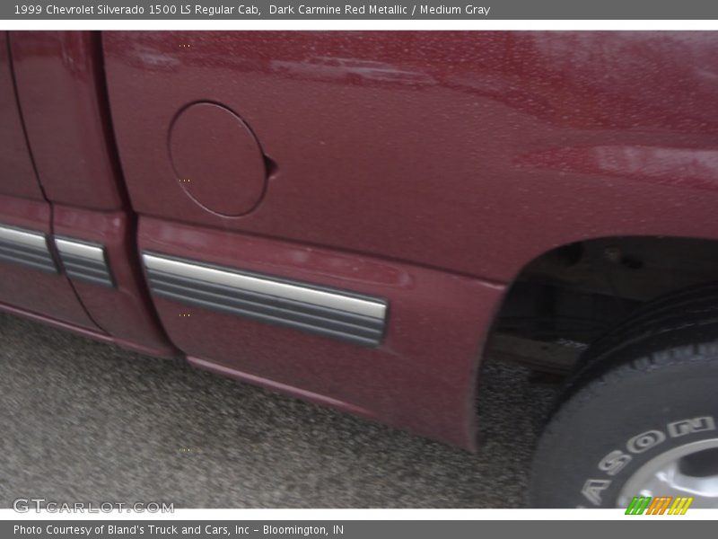 Dark Carmine Red Metallic / Medium Gray 1999 Chevrolet Silverado 1500 LS Regular Cab