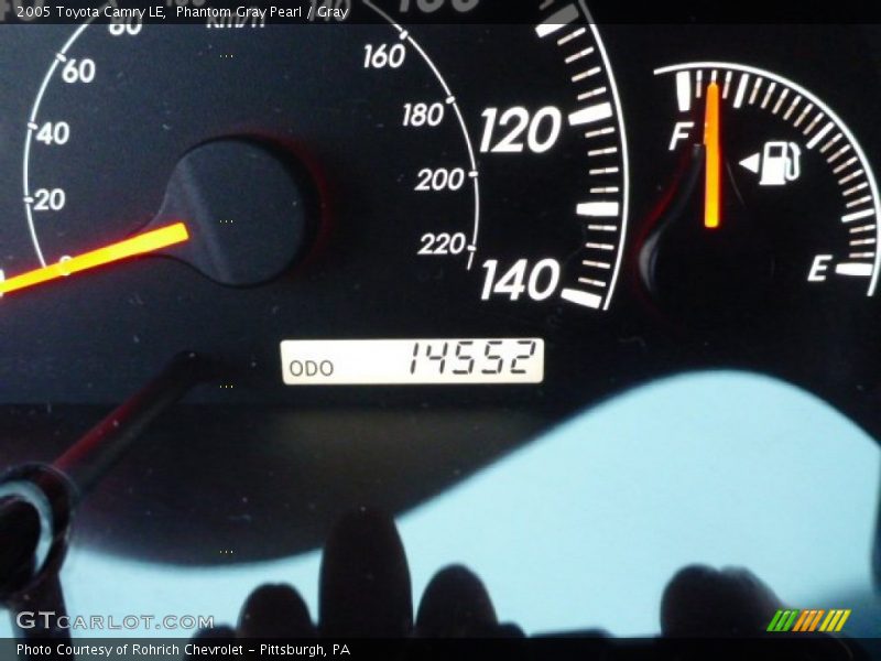 Phantom Gray Pearl / Gray 2005 Toyota Camry LE