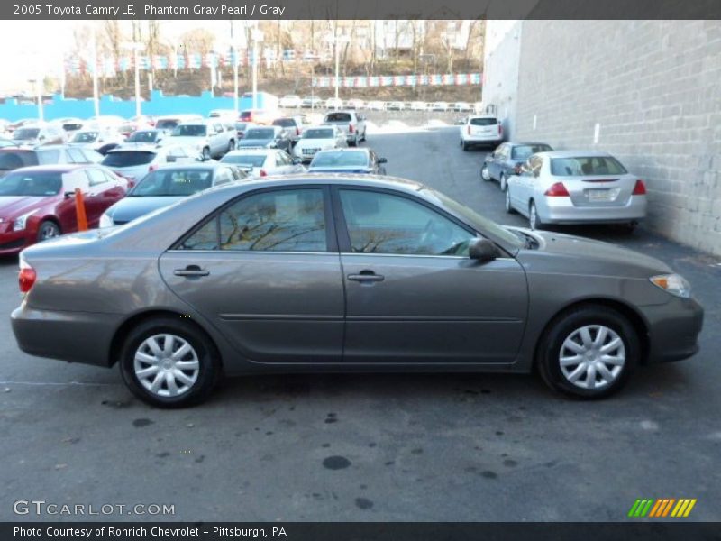 Phantom Gray Pearl / Gray 2005 Toyota Camry LE