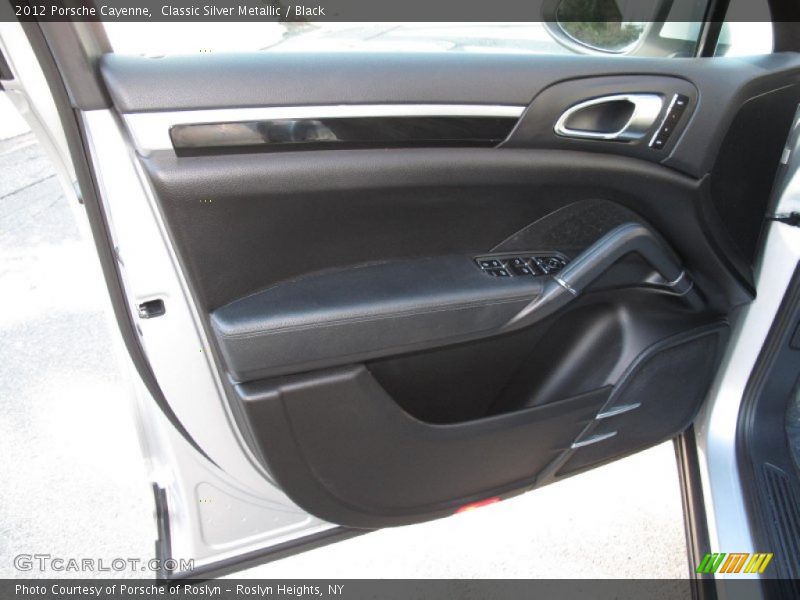 Classic Silver Metallic / Black 2012 Porsche Cayenne