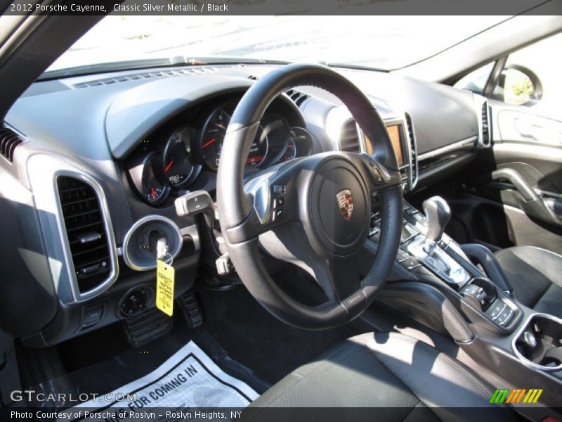 Classic Silver Metallic / Black 2012 Porsche Cayenne
