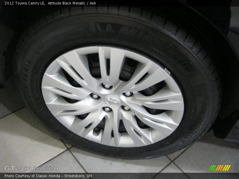 Attitude Black Metallic / Ash 2012 Toyota Camry LE
