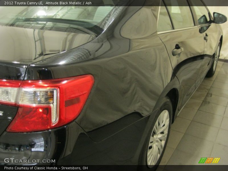 Attitude Black Metallic / Ash 2012 Toyota Camry LE