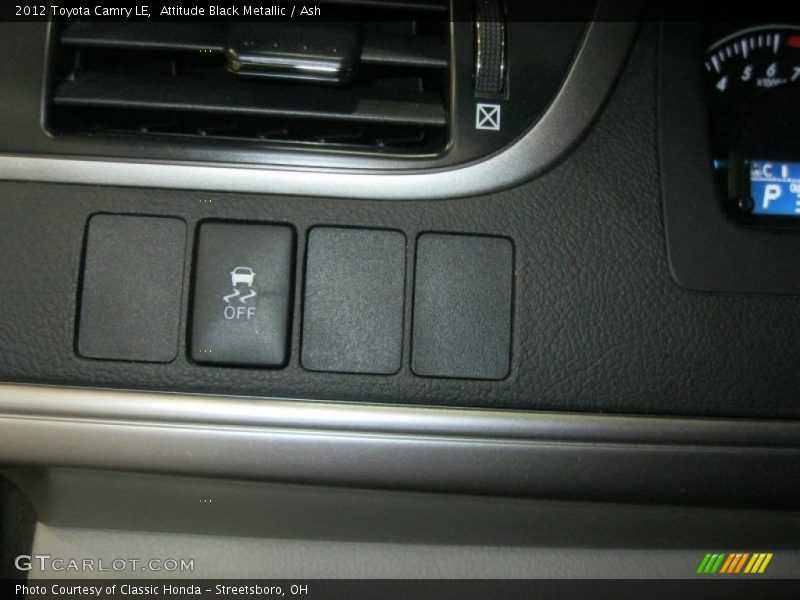 Attitude Black Metallic / Ash 2012 Toyota Camry LE