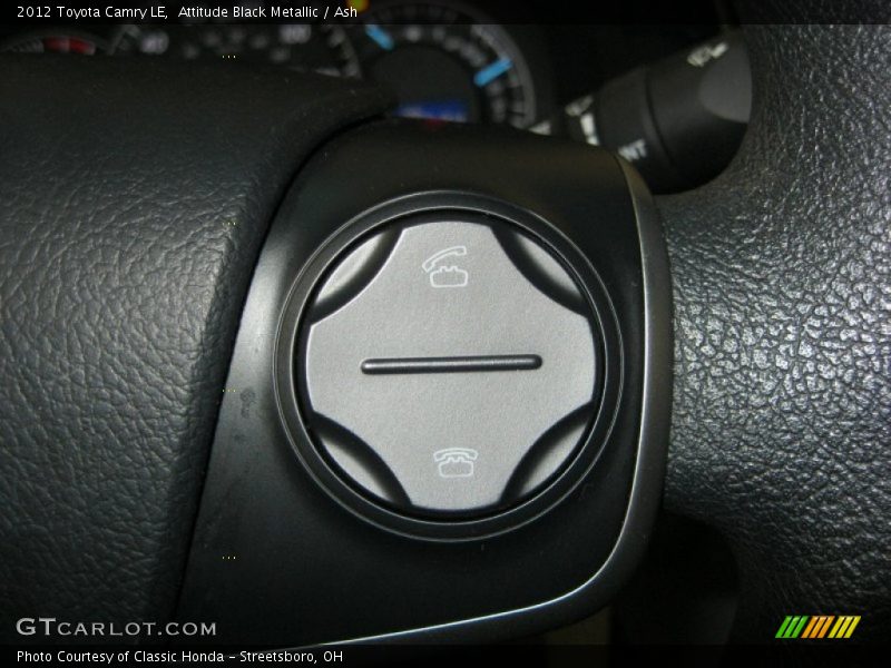 Attitude Black Metallic / Ash 2012 Toyota Camry LE