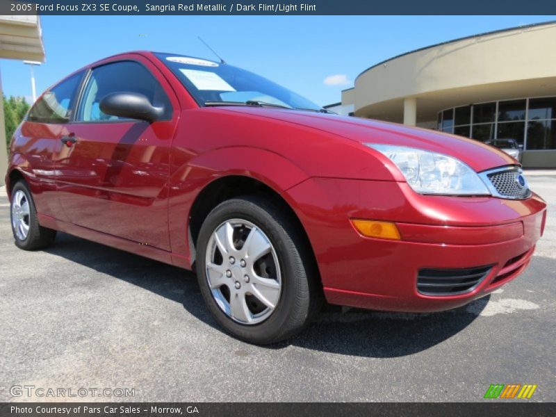 Sangria Red Metallic / Dark Flint/Light Flint 2005 Ford Focus ZX3 SE Coupe