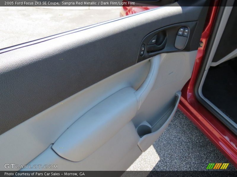 Sangria Red Metallic / Dark Flint/Light Flint 2005 Ford Focus ZX3 SE Coupe