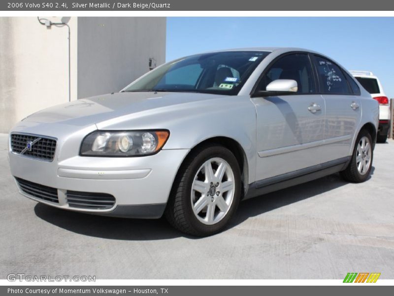 Silver Metallic / Dark Beige/Quartz 2006 Volvo S40 2.4i