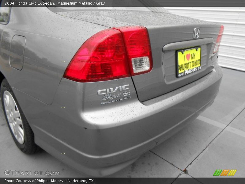 Magnesium Metallic / Gray 2004 Honda Civic LX Sedan
