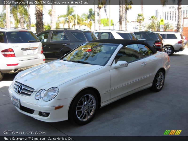 Front 3/4 View of 2009 CLK 350 Cabriolet