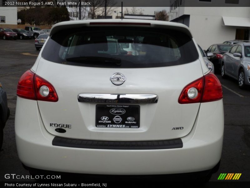 Pearl White / Black 2012 Nissan Rogue S AWD