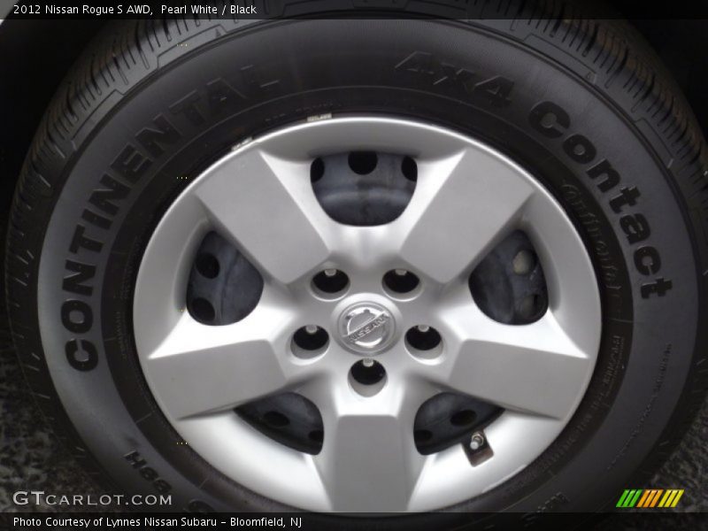 Pearl White / Black 2012 Nissan Rogue S AWD