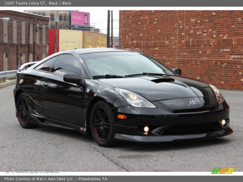 Front 3/4 View of 2005 Celica GT