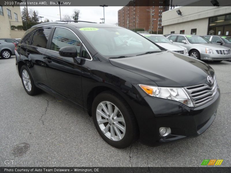 Black / Ivory 2010 Toyota Venza AWD