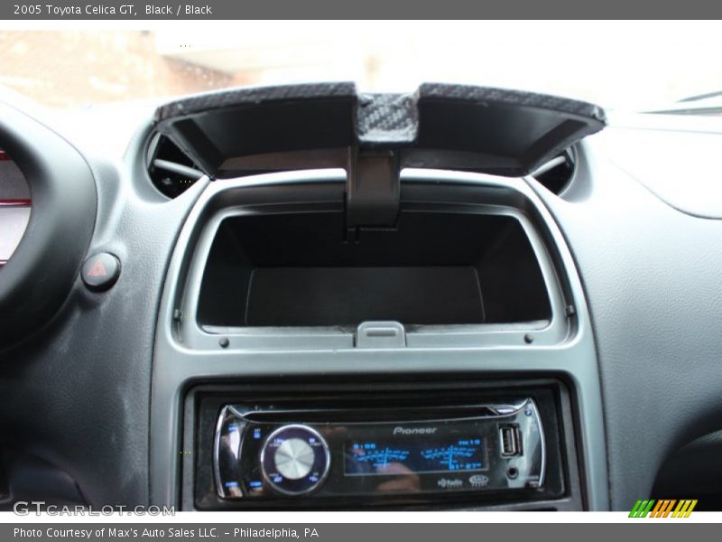 Black / Black 2005 Toyota Celica GT