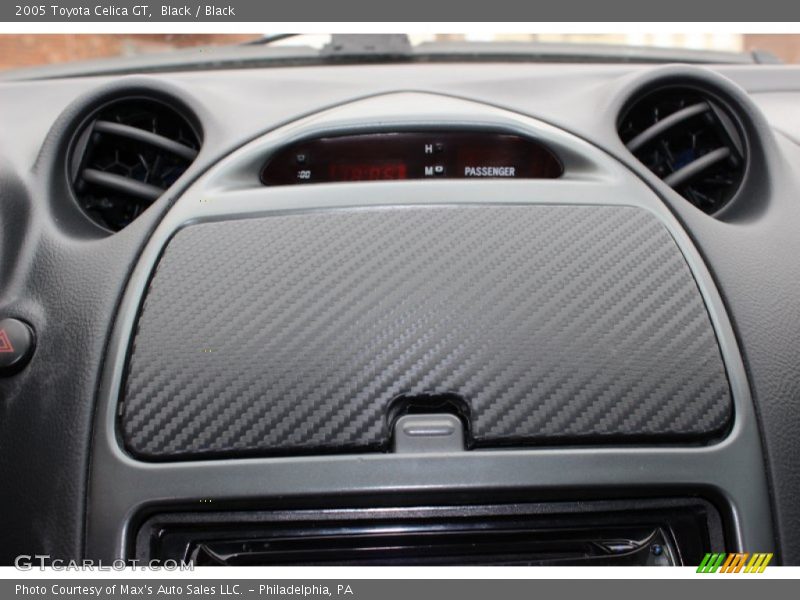 Black / Black 2005 Toyota Celica GT