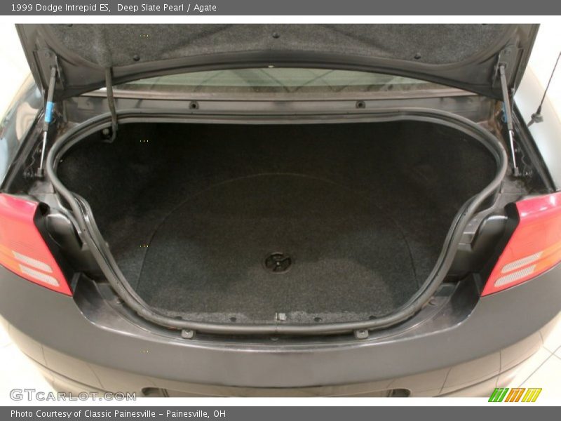  1999 Intrepid ES Trunk