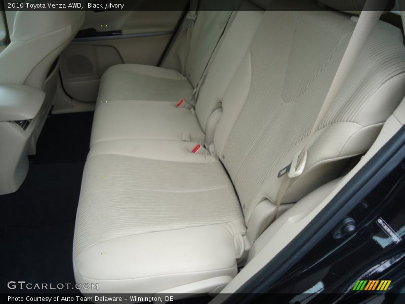 Black / Ivory 2010 Toyota Venza AWD