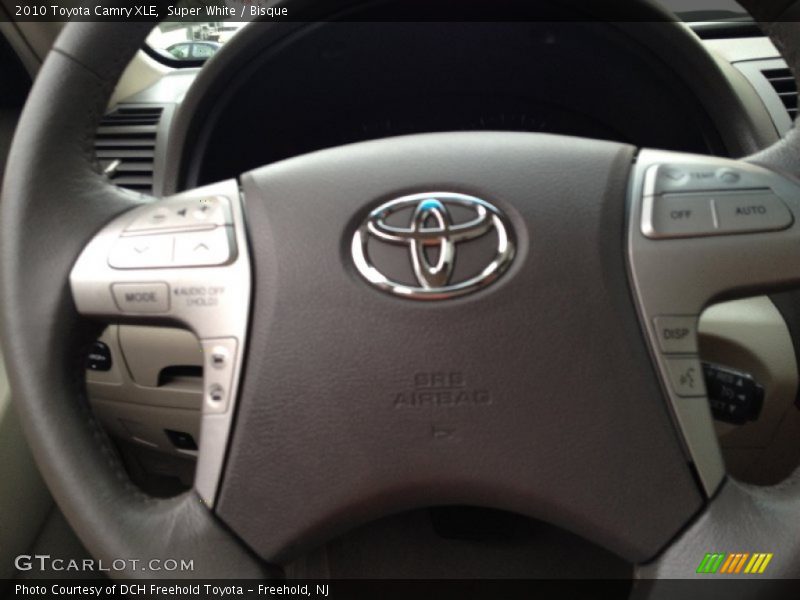 Super White / Bisque 2010 Toyota Camry XLE