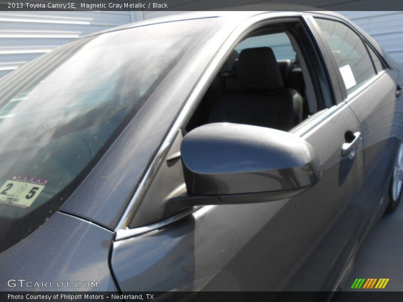 Magnetic Gray Metallic / Black 2013 Toyota Camry SE