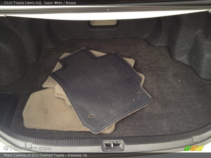  2010 Camry XLE Trunk