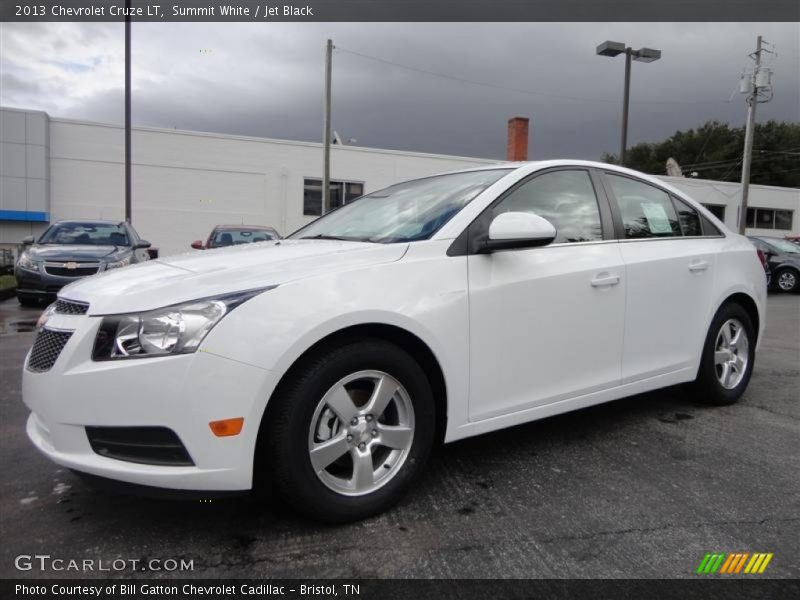 Summit White / Jet Black 2013 Chevrolet Cruze LT