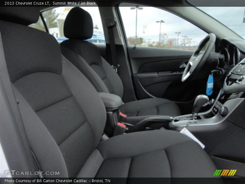 Summit White / Jet Black 2013 Chevrolet Cruze LT
