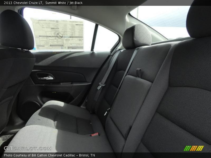 Summit White / Jet Black 2013 Chevrolet Cruze LT
