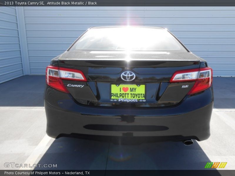 Attitude Black Metallic / Black 2013 Toyota Camry SE