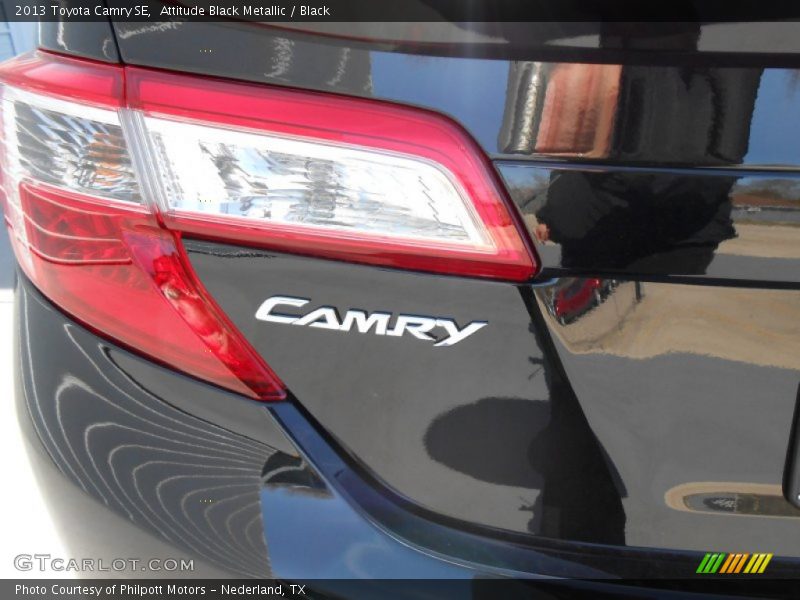 Attitude Black Metallic / Black 2013 Toyota Camry SE