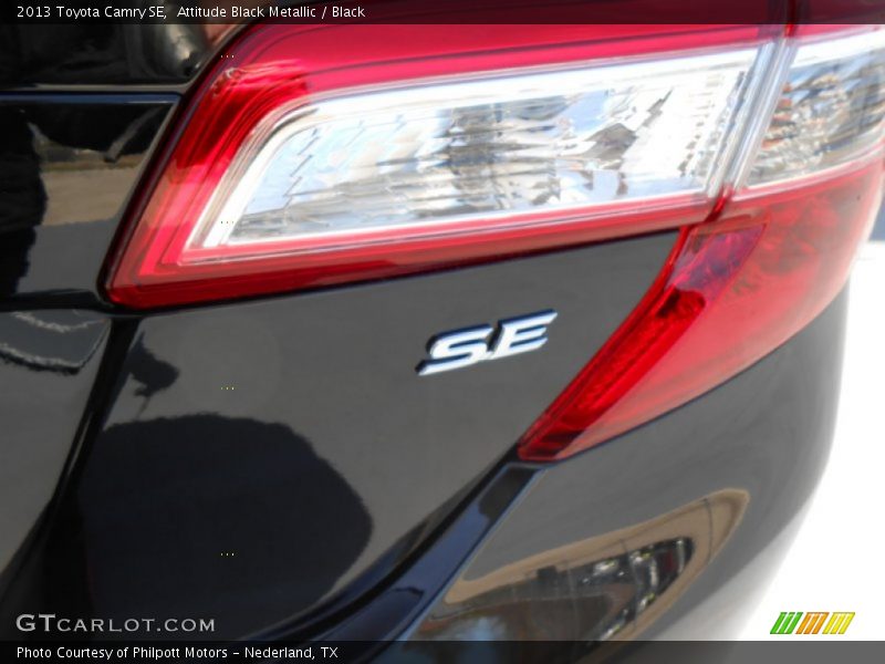 Attitude Black Metallic / Black 2013 Toyota Camry SE