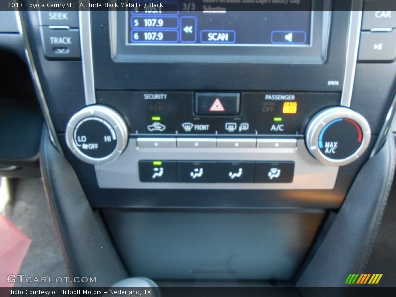 Attitude Black Metallic / Black 2013 Toyota Camry SE