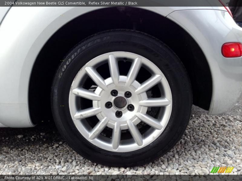  2004 New Beetle GLS Convertible Wheel