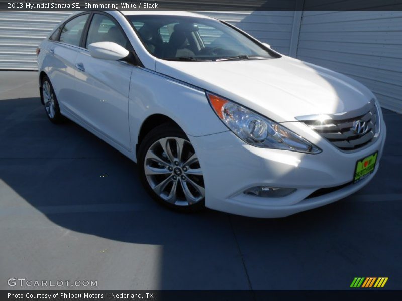 Shimmering White / Black 2013 Hyundai Sonata SE