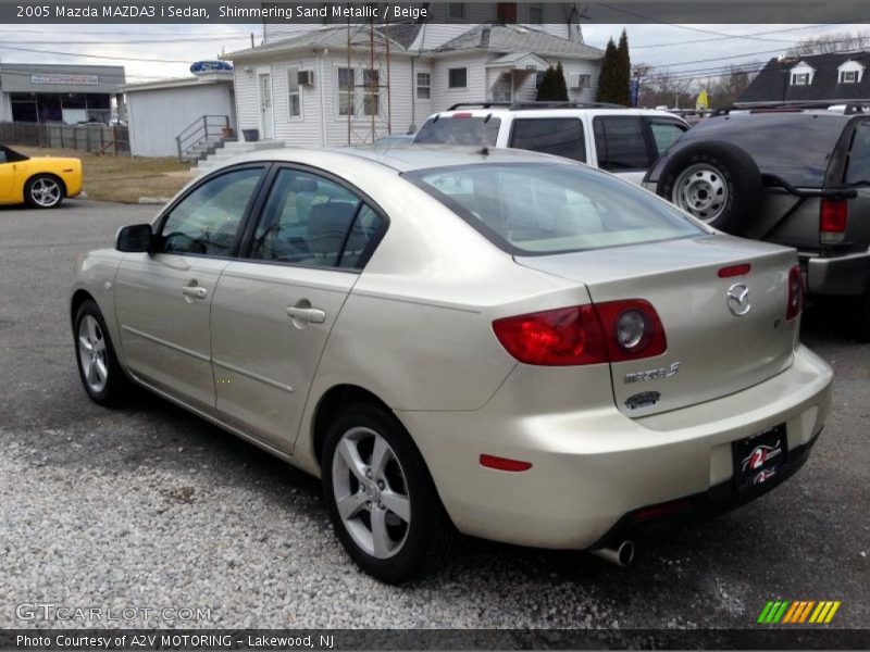 Shimmering Sand Metallic / Beige 2005 Mazda MAZDA3 i Sedan