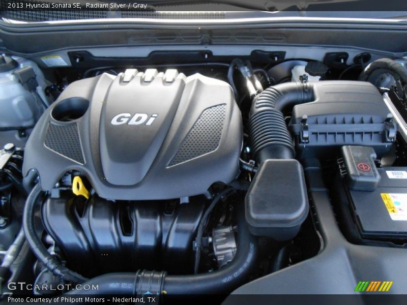 Radiant Silver / Gray 2013 Hyundai Sonata SE