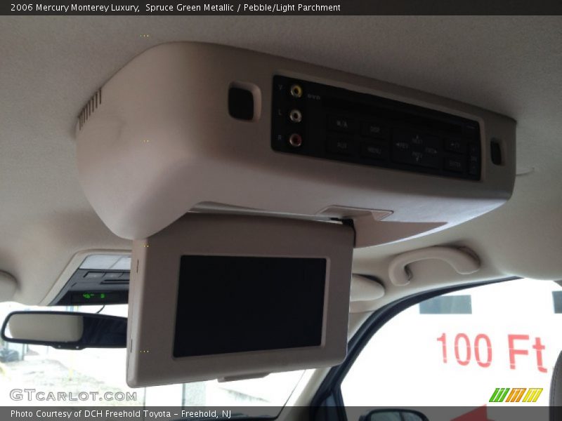 Entertainment System of 2006 Monterey Luxury