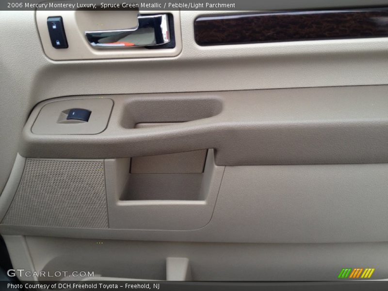 Spruce Green Metallic / Pebble/Light Parchment 2006 Mercury Monterey Luxury