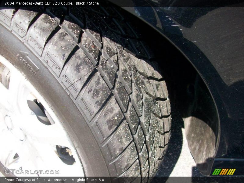 Black / Stone 2004 Mercedes-Benz CLK 320 Coupe