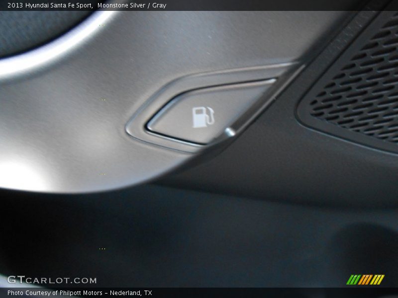 Moonstone Silver / Gray 2013 Hyundai Santa Fe Sport