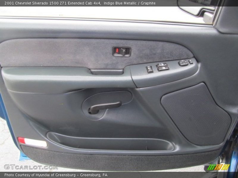 Door Panel of 2001 Silverado 1500 Z71 Extended Cab 4x4